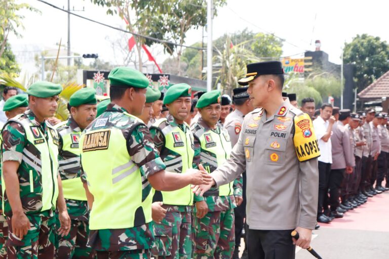 Kapolres Jombang Apresiasi Personel Gabungan, Pengamanan Habib Umar bin Hafids Berjalan Kondusif