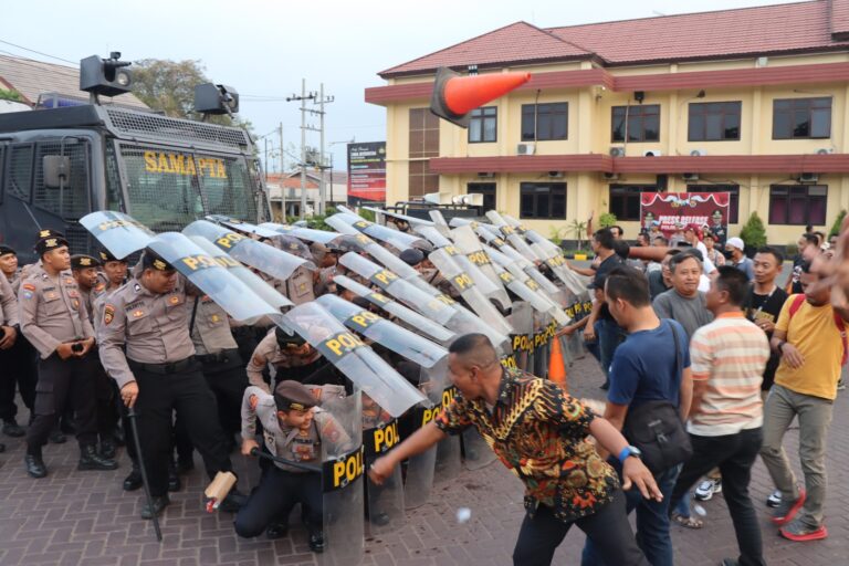 Latih Kesiapan Personel Amankan Pemilu 2024 Polres Pasuruan Gelar Sispamkota