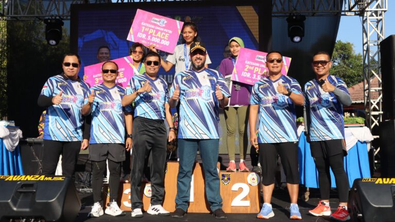 Peringati HUT Lantas, Polres Probolinggo Kota Gelar Lari Tretan Zebrun 6,8K Dengan Ratusan Runner