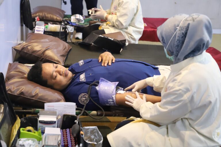 Polres Mojokerto Gelar Aksi Donor Darah Peringati HUT Humas Polri ke-72