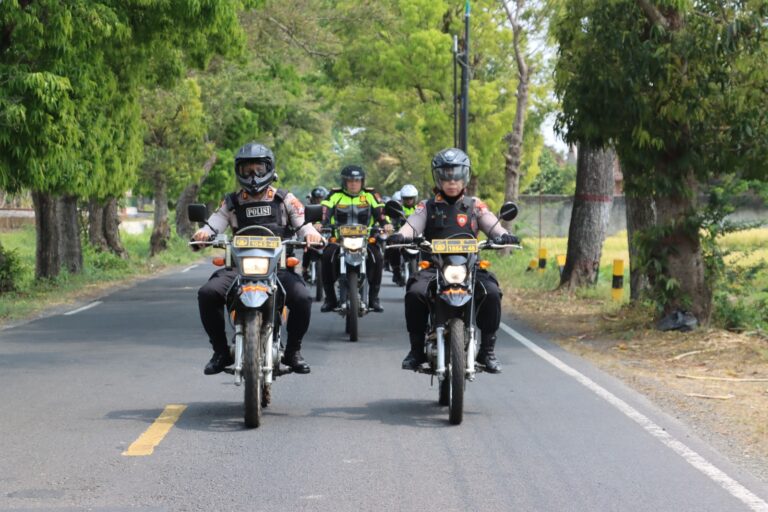 Memasuki Tahapan Pemilu 2024 Polres Blitar Mantapkan Situasi Kamtibmas dengan Patroli Dialogis