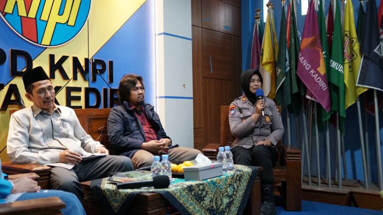 Memasuki Tahapan Pemilu 2024 Polres Kediri Kota Bersama KNPI Ajak Kaum Melenial Bijak Bermedsos