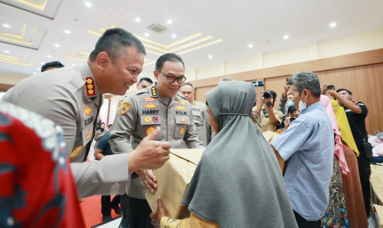 Rakorbin SSDM Polri, Biro SDM Polda Jatim Gelar Bakti Sosial dan Kesehatan Gratis