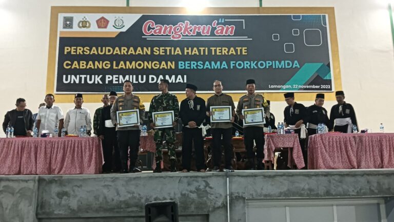 Jumat Curhat Polres Lamongan Gelar Silaturahmi, Cangkrukan dan Ngopi Bareng PSHT