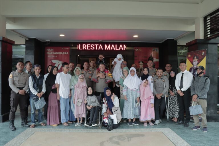 Bincang Hangat Kapolresta Malang Kota Bersama Yayasan Anak Bangsa dalam Jumat Curhat