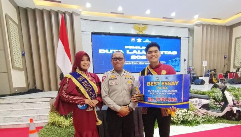 Duta Lalu Lintas Polresta Malang Kota Raih Juara “Best Essay” Polda Jatim