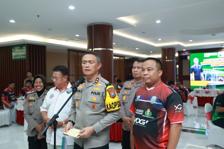 Kapolda Jatim Berangkatkan Tim Putra Putri Kejurnas Bola Voli Junior 2023