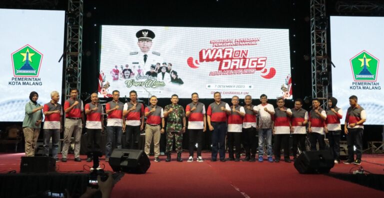 Wujudkan Kota “Bersinar”, Polresta Malang Kota Bersama Forkopimda dan 5000 Pemuda Deklarasikan “War On Drugs”