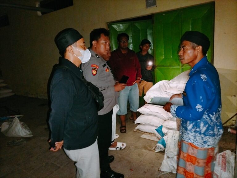 Belum Ditemukan Bukti Timbun Pupuk, Polisi Pulangkan Anggota Poktan di Situbondo
