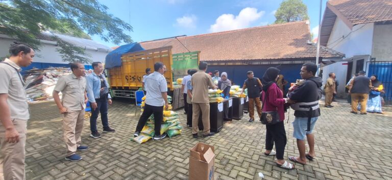 Gelar Operasi Pasar, Kolaborasi Polres Kediri Kota Bersama Pemkot Sediakan 30 Ton Beras Murah