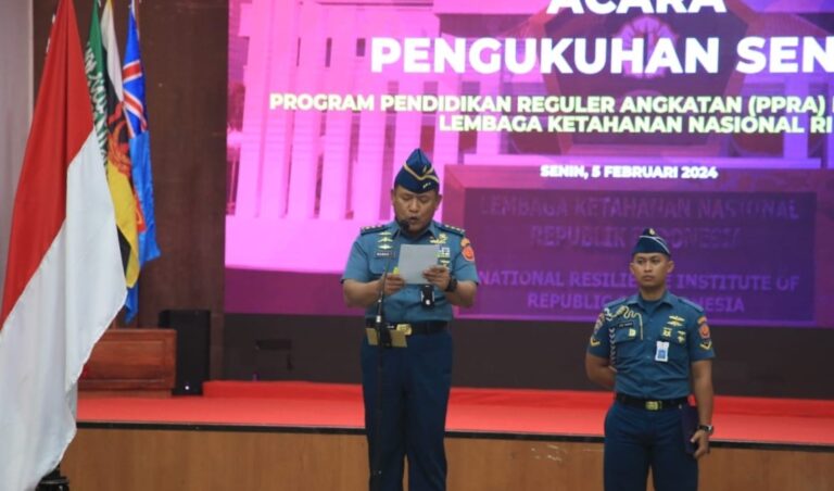 Plt. Gubernur Lemhannas RI Resmi Kukuhkan Pengurus Senat PPRA 66