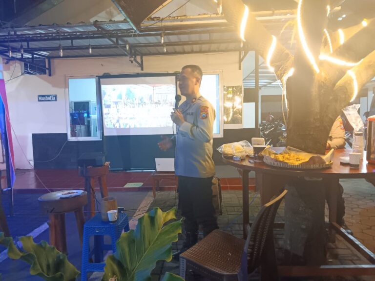 Dengan “Curhat Kamtibmas”, Kapolsek Lowokwaru Ajak Nitizen Menjadi Pelopor Colling System