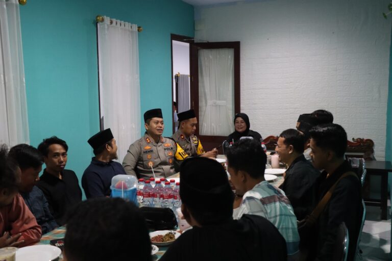 Buka Puasa Bersama Polres Sumenep dan Komunitas Jurnalis Perkuat Silaturahmi