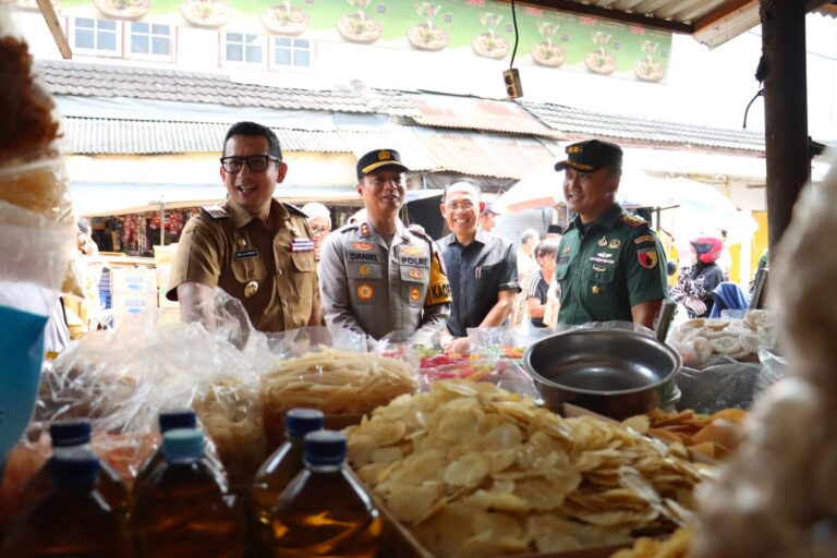 Pastikan Harga Pangan Jelang Lebaran, Forkopimda Kota Mojokerto Sidak Pasar dan Swalayan