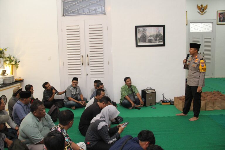 Sinergitas Polres Kediri Kota dan Awak Media Siap Sukseskan Operasi Ketupat Semeru 2024