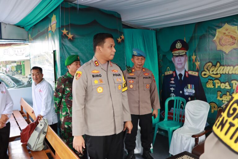 Polres Kediri Siagakan 581 Personel Gabungan Layani Pemudik di Operasi Ketupat Semeru 2024