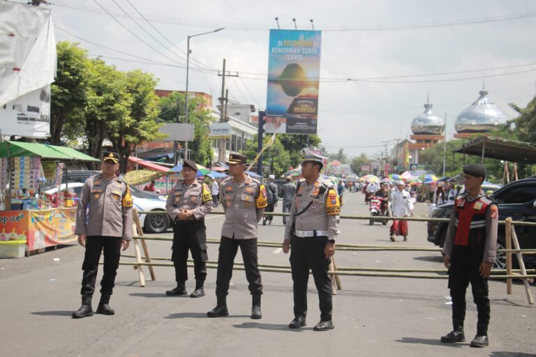 Haul Akbar Habib Sholeh di Tanggul Aman Dan Lancar, Kapolres Jember: Peran Petugas Pengamanan dan Masyarakat