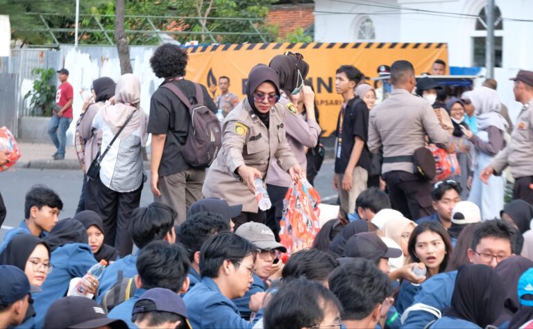 Mayday di Jatim Berjalan Aman dan Kondusif