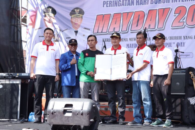 Hari Buruh Sedunia Forkopimda Lamongan bersama SPSI Gelar Deklarasi Damai