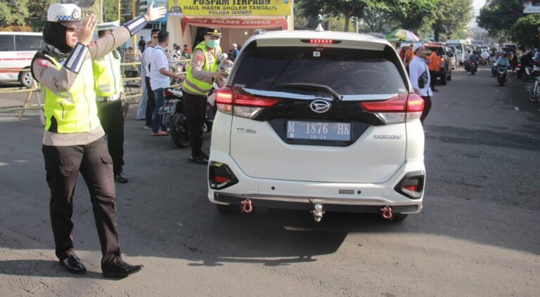 Sukseskan WWF di Bali Polres Jember Tingkatkan Pengawasan Perbatasan Jalur Darat