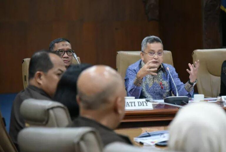 DPR Apresiasi Jenderal Sigit Atas Penghargaan Bagi Satrio