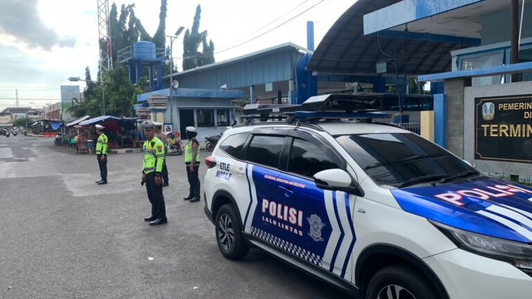 Polres Situbondo Gelar KRYD di Terminal dan Jalur Pantura Imbangi Ops Puri Agung 2024 Pengamanan WWF di Bali