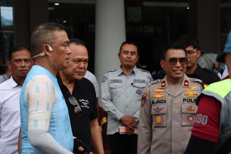 Tempuh 113 Km, Kapolda Jatim Pastikan Kesiapan Pengamanan Rute Tour de Panderman 2024 Dengan Bersepeda