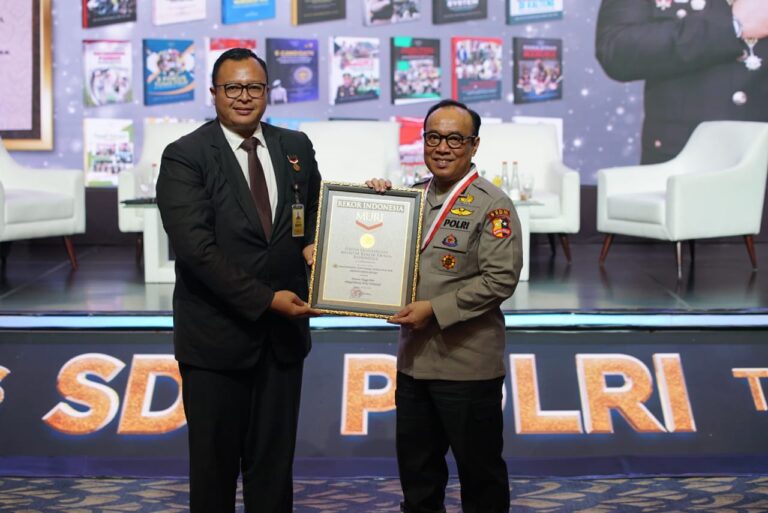 Bedah Buku As SDM Pol, Meritokrasi Jabatan Fungsional dilingkungan Polri guna Mewujudkan SDM Unggul Mendapat Apresiasi Tinggi Para Pembicara