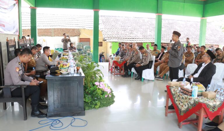 Cangkrukan Kamtibmas, Kapolres Bojonegoro Ajak Warga Perangi Judi Online dan Miras