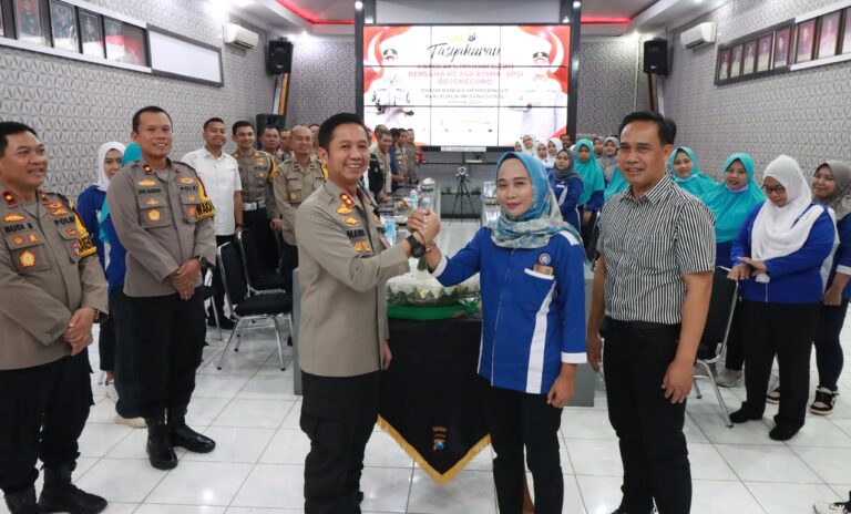 Peringati Hari Buruh, Polres Bojonegoro Gelar Tasyakuran Bersama SPSI
