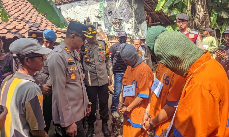 Polres Lumajang Berhasil Amankan Tiga Pelaku Pencurian Sapi