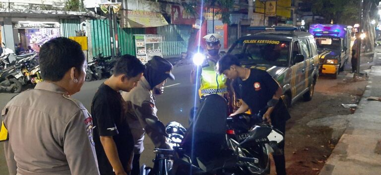 Polres Nganjuk Terapkan Metode SREG Amankan Libur Panjang Hari Raya Idul Adha 2024