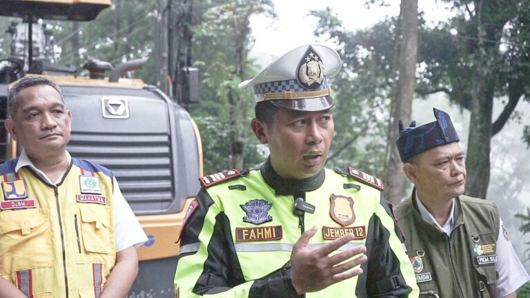 Polisi Lalu Lintas Berhasil Amankan Pelanggar yang Teryata Bawa Sabu di Jember