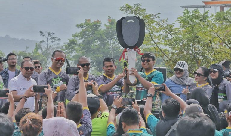 Ribuan Peserta Bhayangkara Fun Run 7,8 Km Polres Mojokerto Dongkrak Pariwisata Trawas