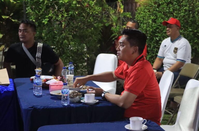 Polres Probolinggo Gelar Piramida, Nobar Final Piala AFF U-19 Rawat Sinergitas Bersama Media