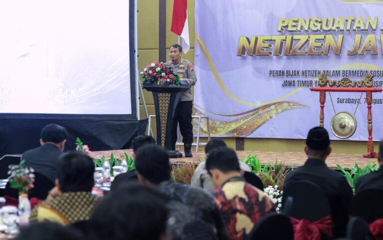Jogo Jatim, Bidhumas Polda Jawa Timur Bersama Netizen Deklarasi Pilkada Aman dan Damai 2024