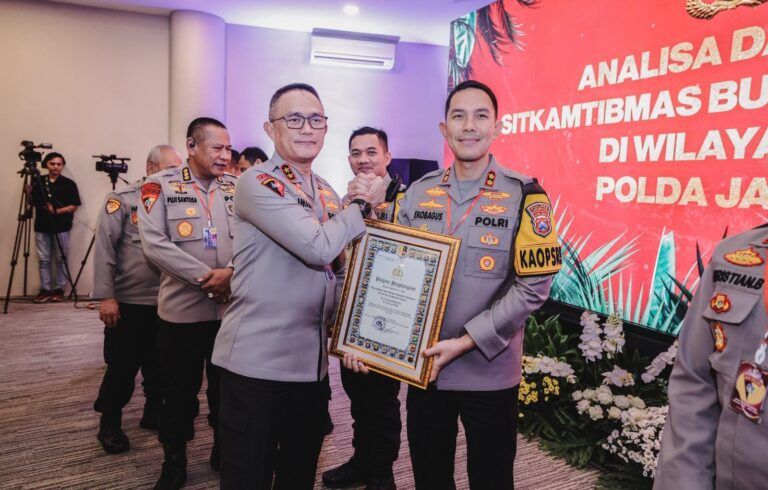 Polres Jombang Raih Penghargaan Kapolri dan Kapolda Jatim