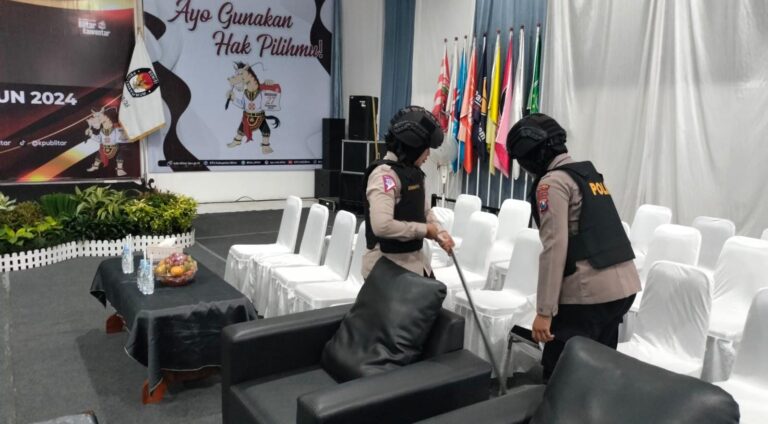 Polres Blitar Sterilisasi Kantor KPU Jelang Pendaftaran Paslon di Pilkada 2024