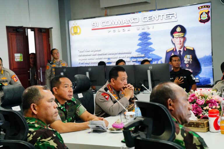 Kapolri: TNI-Polri Bersinergi Jamin Keamanan KTT IAF di Bali