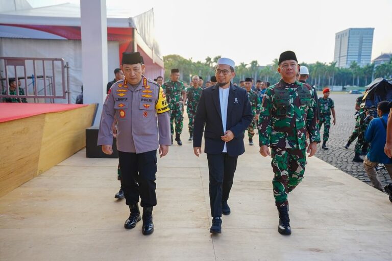 Kapolri Hadiri Doa Bersama Lintas Agama Perayaan HUT ke-79 TNI