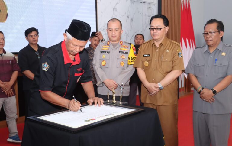 Polres Blitar Bersama Forkompimda dan Perguruan Pencak Silat Blitar Raya Gelar Silaturahmi Cooling System Pilkada