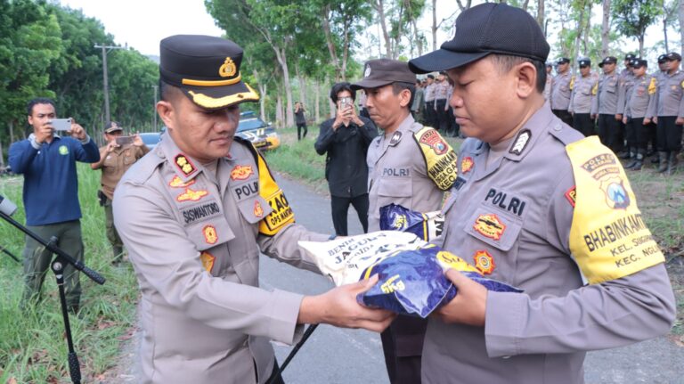 Polres Nganjuk Dorong Ketahanan Pangan Melalui Penanaman Jagung dan Budidaya Ikan di Lahan 12,2 Hektare