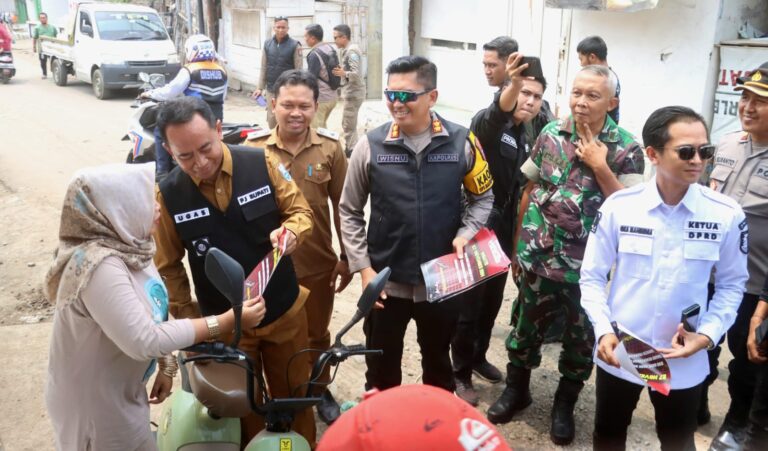 H-1 Coblosan Kapolres Probolinggo Bersama Forkopimda Gelar Patroli Pastikan Pilkada 2024 Kondusif