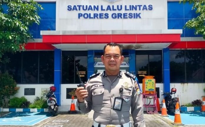 Mengenang Mendiang Aiptu Jailani, Polisi Humanis, Jujur dan Tegas Anggota Polres Gresik yang Tilang Istrinya