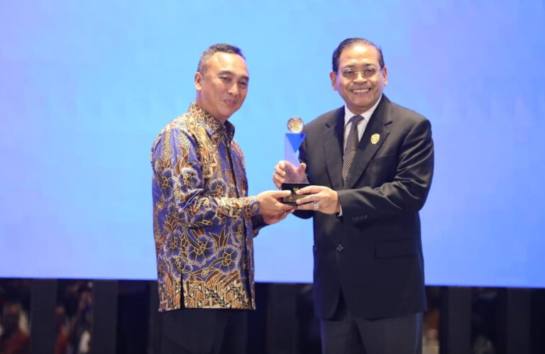 Polri Raih Predikat Informatif Dalam Penganugerahan Keterbukaan Informasi Publik 2024