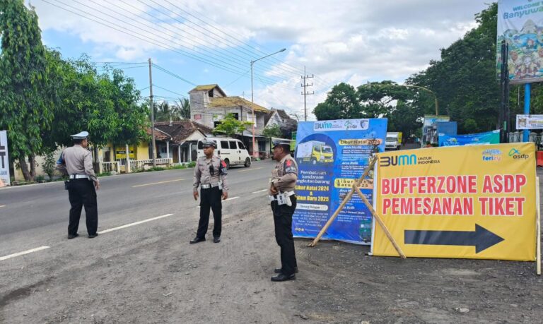 Operasi Lilin Semeru 2024,Polresta Banyuwangi Lakukan Pembatasan Angkutan Barang, Pelabuhan Ketapang Lancar