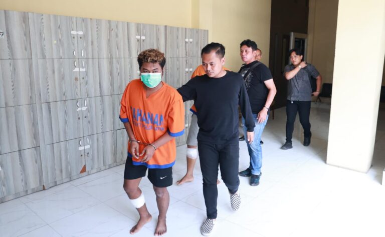Polisi Berhasil Menangkap Komplotan Begal Bersajam Kerap Beraksi di Surabaya