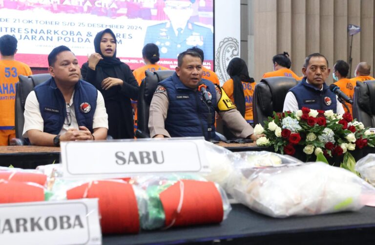 Wujudkan Asta Cita, Polda Jatim Berhasil Ungkap 819 Kasus Narkoba dan TPPU Dalam 100 Hari