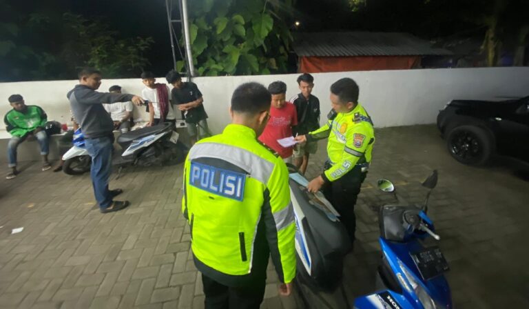 Patroli Kamtibmas Pasca Pilkada 2024, Polres Bangkalan Bubarkan Aksi Balap Liar