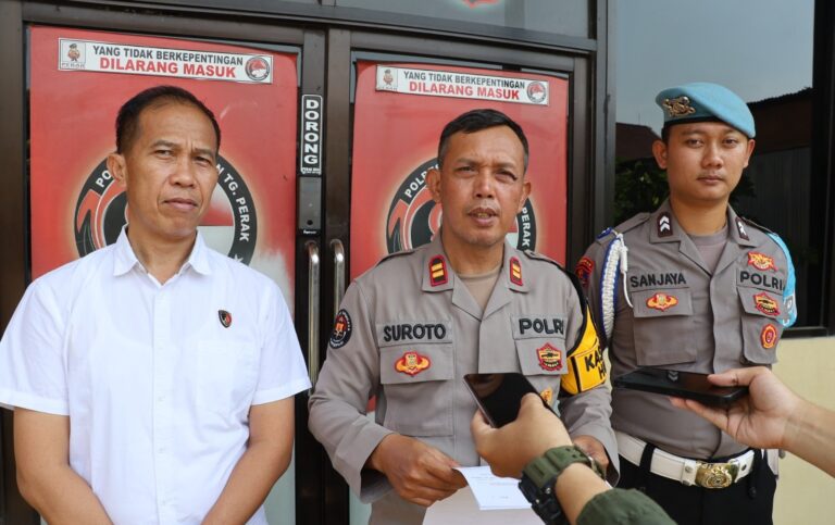 Polres Tanjungperak Amankan Tersangka Pengedar Pil LL, Ratusan Butir Okerbaya Disita